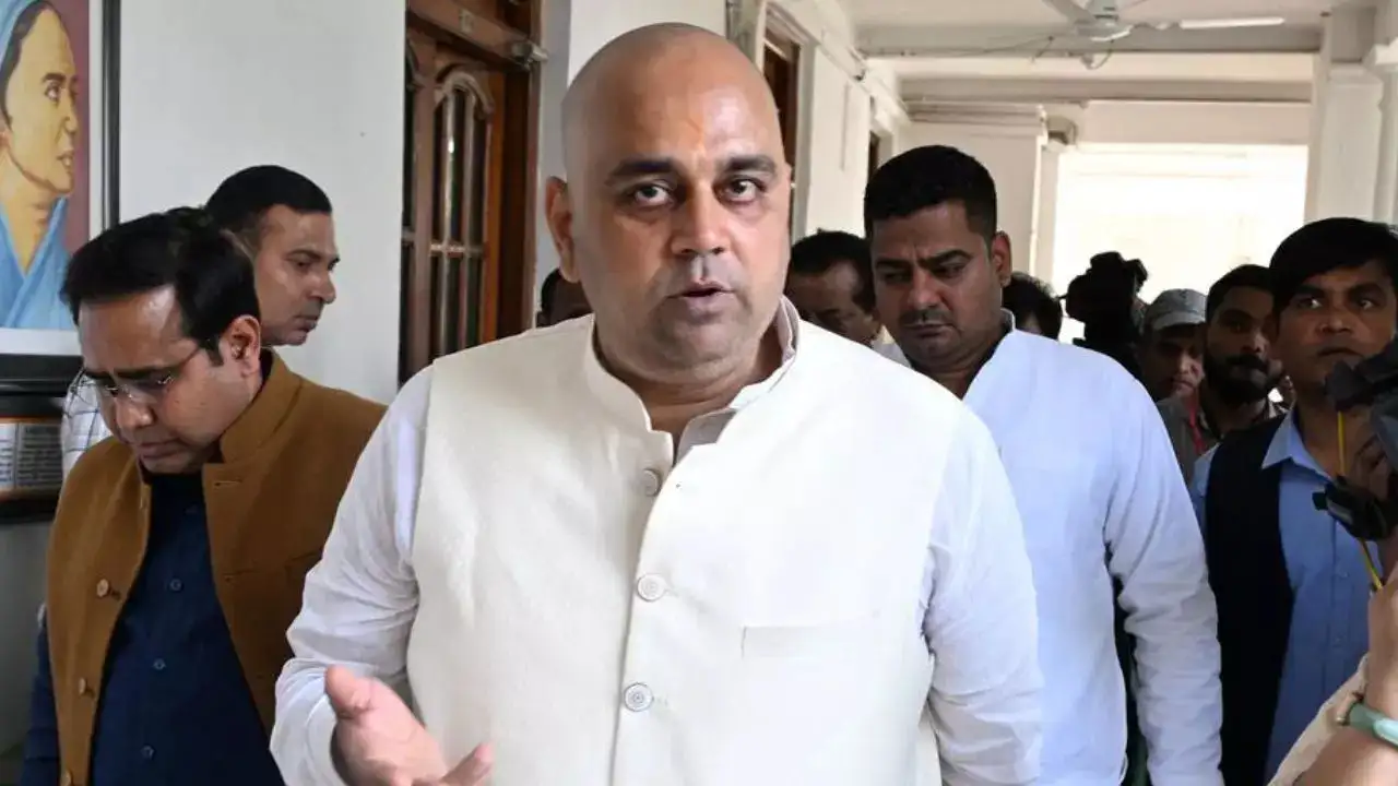 स्वास्थ्य मंत्री डॉ. पंकज कुमार सिंह ने विकासपुरी में निशुल्क लिवर जांच शिविर का किया उद्घाटन