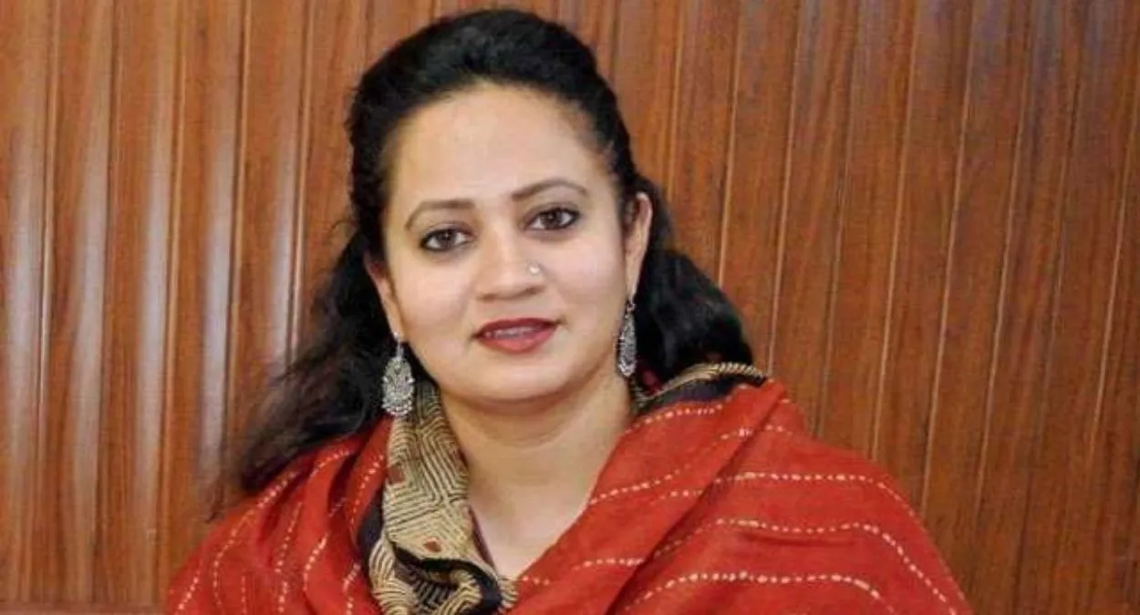 हरियाणा में स्वास्थ्य संस्थानों के निर्माण में लापरवाही, मंत्री आरती राव ने नोडल अधिकारियों को हटाया