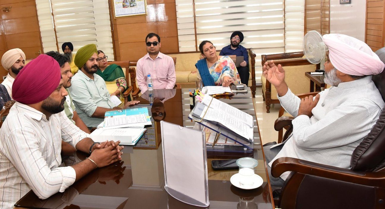 वित्त मंत्री हरपाल सिंह चीमा ने शिक्षा विभाग की 7 यूनियनों के साथ बैठक की, जायज मांगों के समाधान का आश्वासन दिया
