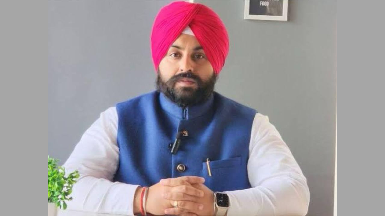 राजवीर जवंदा के निधन पर शिक्षा मंत्री हरजोत बैंस ने जताया शोक, बोले– "उनकी मीठी आवाज हमेशा हमारे दिलों में जिंदा रहेगी"
