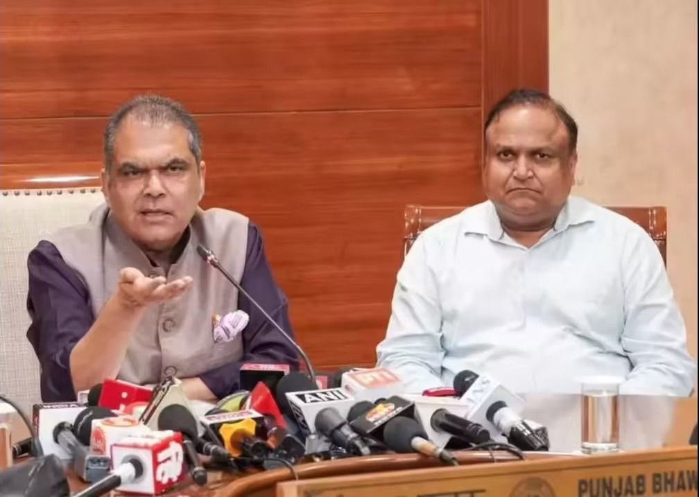 पंजाब सरकार का मिशन इन्वेस्टमेंट सफल! मोहाली बना नया IT हब! इंफोसिस के ₹300 करोड़ निवेश से युवाओं के लिए सुनहरे भविष्य की गारंटी!