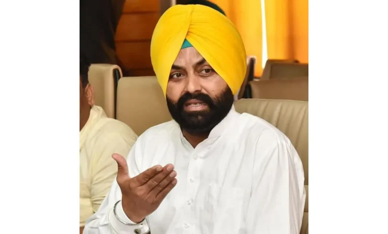 कौशल विकास में पंजाब अव्वल! मान सरकार के ‘रीजनल ड्राइविंग ट्रेनिंग सेंटर’ ने दिया 27,500 युवाओं को प्रशिक्षण।