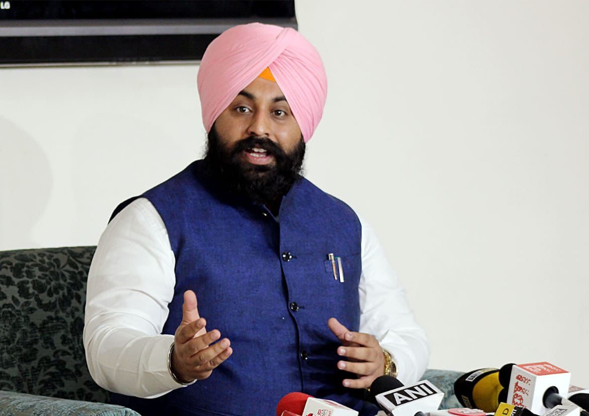 मंत्री हरजोत सिंह बैंस: पंजाब के स्कूल ऑफ ऐमीनेंस में MiG-21 जेट! छात्रों के सपनों को मिलेगी मिसाइल' जैसी उड़ान, देशभक्ति का जज्बा होगा बुलंद