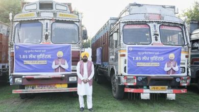 CM भगवंत मान बाढ़ से तबाह किसानों के कंधे से कंधा मिला खड़े है, 7 ट्रकों को खुद दिखाई हरी झंडी