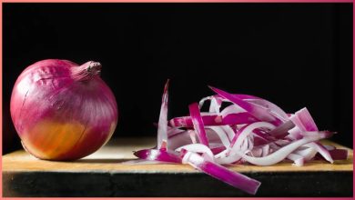 प्याज के फायदे: शरीर के इन 2 अंगों के लिए है बेहद फायदेमंद, जानें कैसे करता है प्रीबायोटिक्स का काम 3 प्याज के फायदे: शरीर के इन 2 अंगों के लिए है बेहद फायदेमंद, जानें कैसे करता है प्रीबायोटिक्स का काम