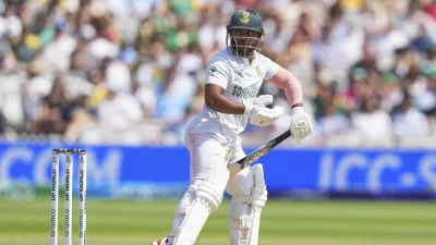 IND vs SA: टेस्ट सीरीज के लिए साउथ अफ्रीका ने किया स्क्वाड का ऐलान, टेम्बा बावुमा बने कप्तान 1 IND vs SA: टेस्ट सीरीज के लिए साउथ अफ्रीका ने किया स्क्वाड का ऐलान, टेम्बा बावुमा बने कप्तान