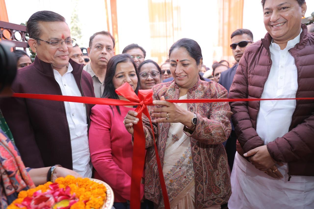 दिल्ली में 70 नए आयुष्मान आरोग्य मंदिरों का उद्घाटन, मुख्यमंत्री रेखा गुप्ता ने कहा- 10 महीनों में बदली दिल्ली की सूरत