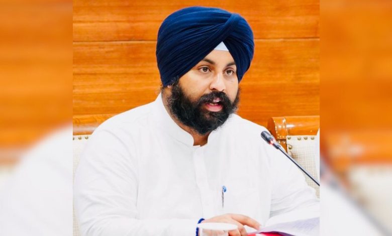 हरजोत बैंस: तीसरे अंतर्राष्ट्रीय पंजाबी भाषा ओलंपियाड के लिए दुनिया भर से 2.25 लाख से अधिक छात्रों ने पंजीकरण कराया