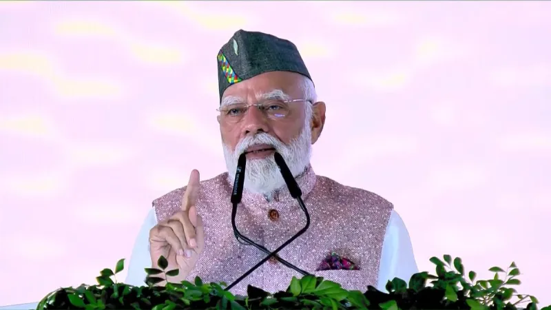 उत्तराखंड की रजत जयंती पर PM मोदी ने दी 8 हजार करोड़ की सौगात, कहा – उत्तराखंड बनेगा ‘Spiritual Capital of the World’ 12 उत्तराखंड की रजत जयंती पर PM मोदी ने दी 8 हजार करोड़ की सौगात, कहा – उत्तराखंड बनेगा ‘Spiritual Capital of the World’