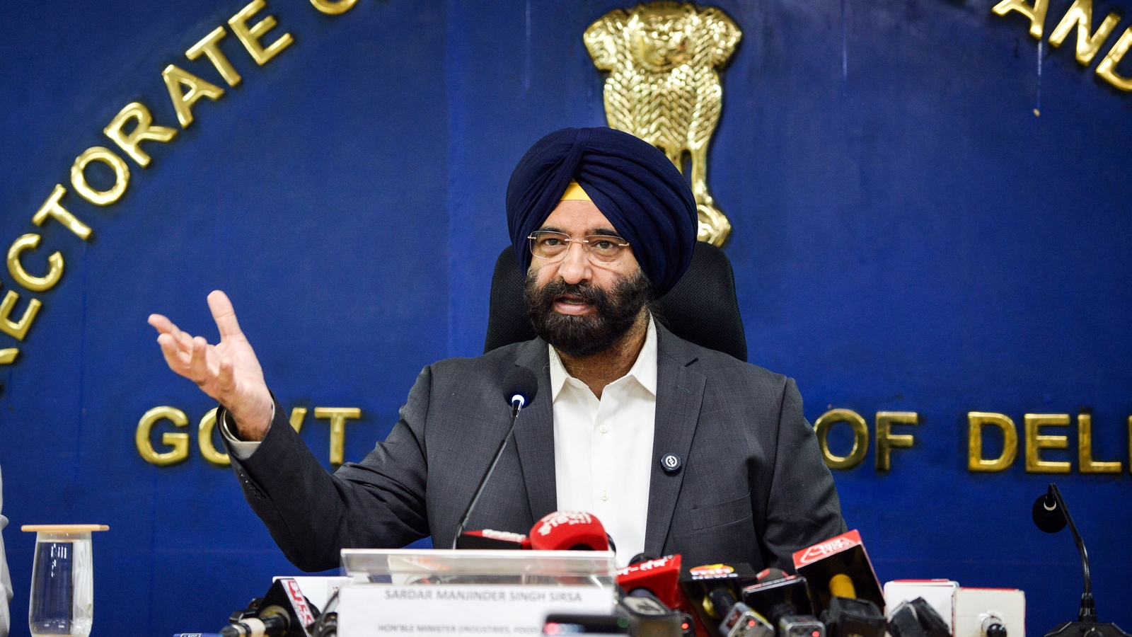 दिल्ली में 62 प्रदूषण हॉटस्पॉट पर सरकार की सख्त नजर, बढ़ती वायु प्रदूषण के खिलाफ बड़ी कार्रवाई 12 दिल्ली में 62 प्रदूषण हॉटस्पॉट पर सरकार की सख्त नजर, बढ़ती वायु प्रदूषण के खिलाफ बड़ी कार्रवाई