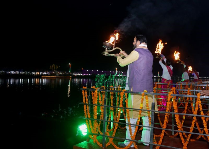 मुख्यमंत्री नायब सिंह सैनी: पवित्र ग्रंथ गीता में दुनिया की हर समस्या का समाधान है