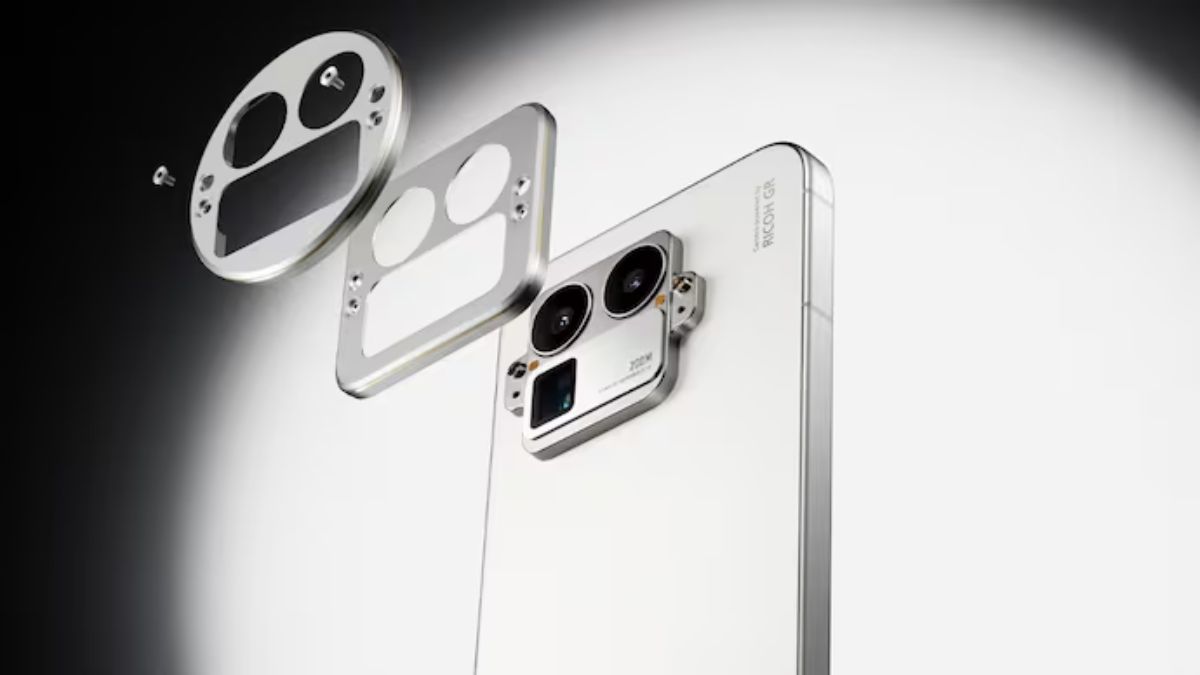 Realme GT 8 Pro भारत लॉन्च: स्वैपेबल कैमरा, पेपर-लाइक डिजाइन और Ricoh कैमरा पार्टनरशिप