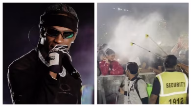 Travis Scott फैंस के साथ जमकर झूमें रैपर, परफॉर्मेंस में हुआ पानी का छिड़काव