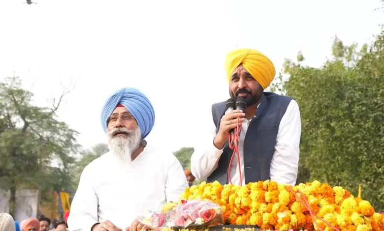 पंजाब: “मैं मुख्यमंत्री नहीं, दुखमंत्री हूँ!”तरनतारन में मान ने सुनाया वो किस्सा, सब हुए भावुक- बोले, यह चुनाव कुर्सी नहीं, आपके बच्चों का भविष्य तय करेगा!