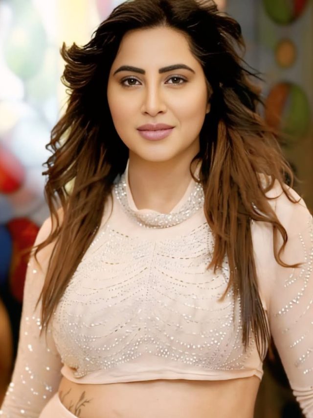 हिप इंजेक्शन से बिगड़ा फिगर, ट्रोल्स ने मशहूर एक्ट्रेस को बनाया निशाना