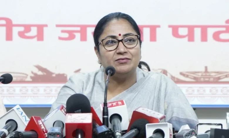 दिल्ली सरकार का बड़ा फैसला: अब रिहायशी इलाकों के प्राइवेट स्कूलों को मिलेगी मान्यता, छात्रों को मिलेंगे कई फायदे