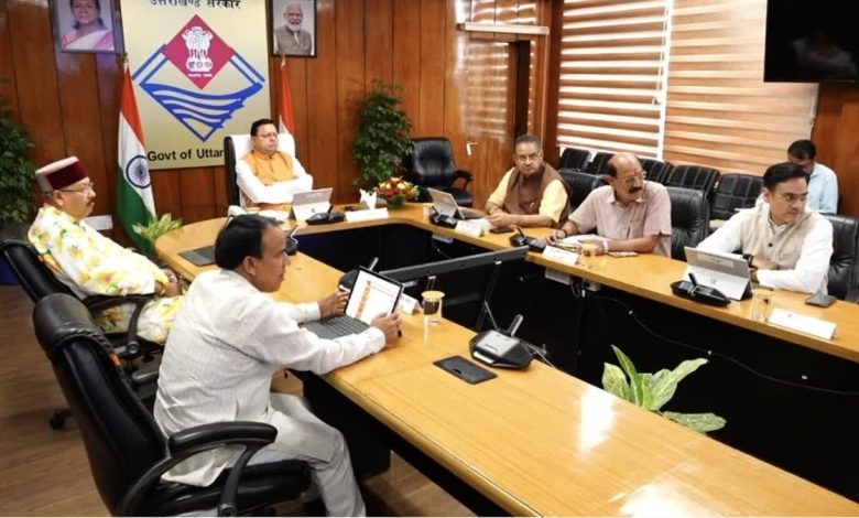 धामी कैबिनेट बैठक: उपनलकर्मियों को बड़ी राहत, बनेगी सब-कमेटी, 12 अहम प्रस्तावों को मिली मंजूरी