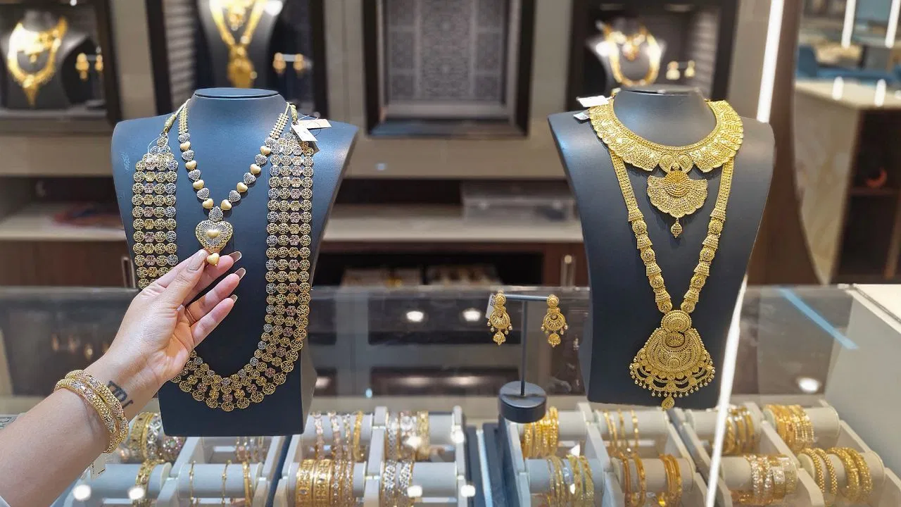 सोना-चांदी के दाम रॉकेट हुए, क्या गोल्ड जल्द तोड़ेगा नया रिकॉर्ड?