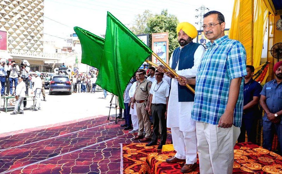 मान सरकार ने दिया 10,000+ गाँव के युवाओं को ‘बॉस’ बनने का मौका! 3000 बस रूट्स से रोज़गार और कनेक्टिविटी का 'डबल इंजन' चालू!