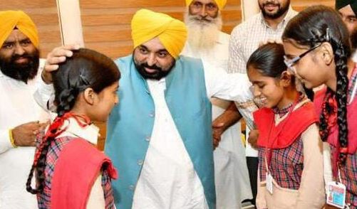 पंजाब: महिलाओं की सेहत मान सरकार की प्राथमिकता!‘नवी दिशा’ से पंजाब की 13 लाख से ज़्यादा महिलाएं पा रही हैं हर महीने मुफ्त सैनिटरी पैड