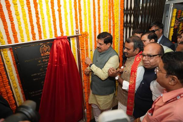 मुख्यमंत्री डॉ. मोहन यादव ने किया उज्जैन के आकाशवाणी केन्द्र का लोकार्पण