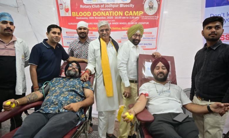 गुरु नानक देव जी के प्रकाश पर्व पर केंद्रीय मंत्री गजेन्द्र सिंह शेखावत ने गुरुद्वारे में की अरदास, रक्तदान शिविर में बढ़ाया उत्साह