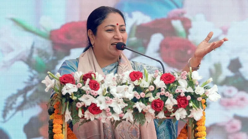 दिल्ली के पश्चिम विहार की बदलेगी तस्वीर, CM रेखा गुप्ता ने दी 500 करोड़ की परियोजनाओं को मंजूरी