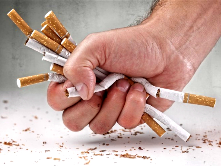 हर्बल सिगरेट: क्या यह सच में सुरक्षित है? जानिए कैंसर और स्वास्थ्य के लिए इसके खतरनाक असर