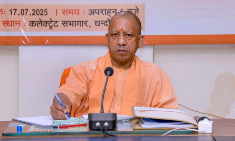 सीएम योगी तक पहुंची शिक्षकों की बीएलओ ड्यूटी से हटाने की मांग, स्कूलों में पढ़ाई प्रभावित