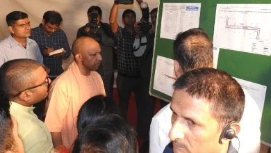 मुख्यमंत्री योगी आदित्यनाथ का गोरखपुर में सेतु निगम अधिकारियों को कड़ा निर्देश, विरासत गलियारा प्रभावितों को मिलेगी दुकान