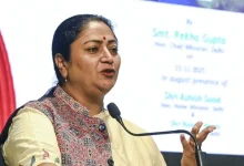 दिल्ली के पेट्रोल और CNG पंपों को रेखा गुप्ता सरकार का बड़ा आदेश, आज से लागू होंगे सख्त नियम