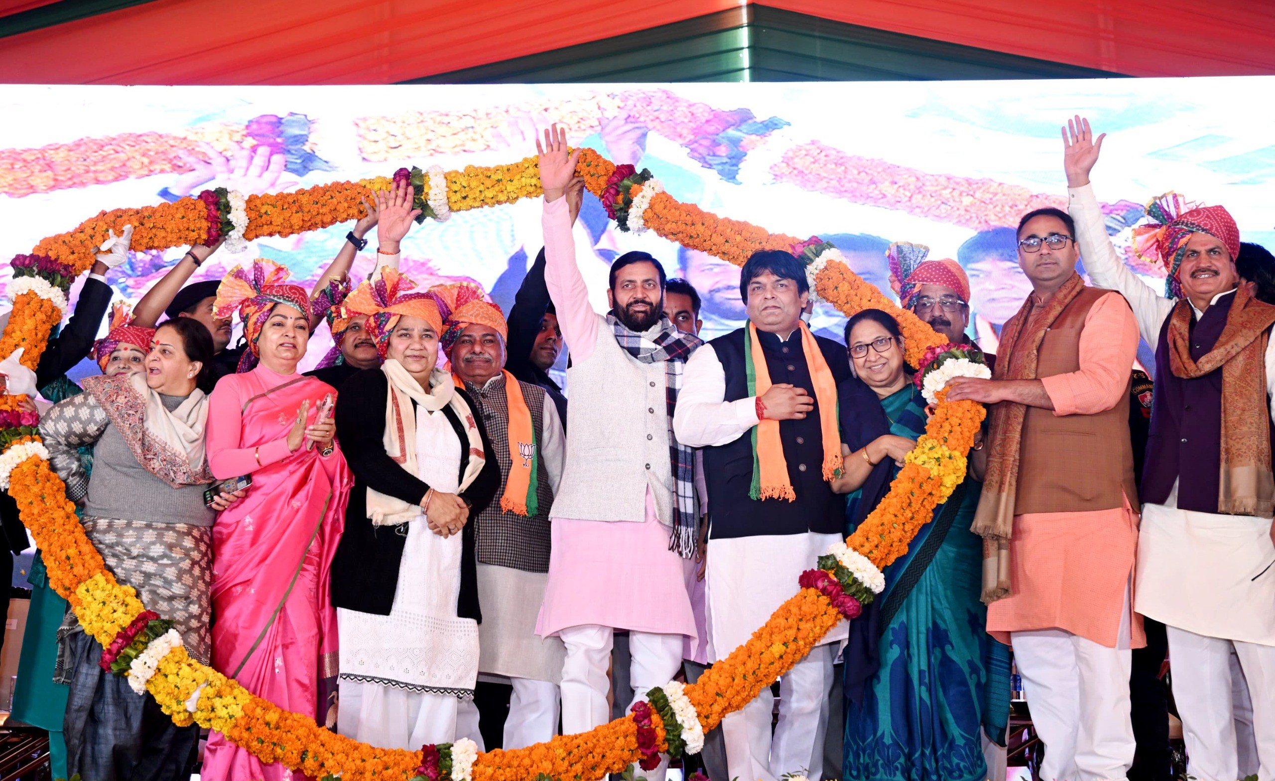 मुख्यमंत्री नायब सिंह सैनी ने गुरुग्राम में 113.64 करोड़ रुपये की छह विकास परियोजनाओं का उद्घाटन और शिलान्यास किया।