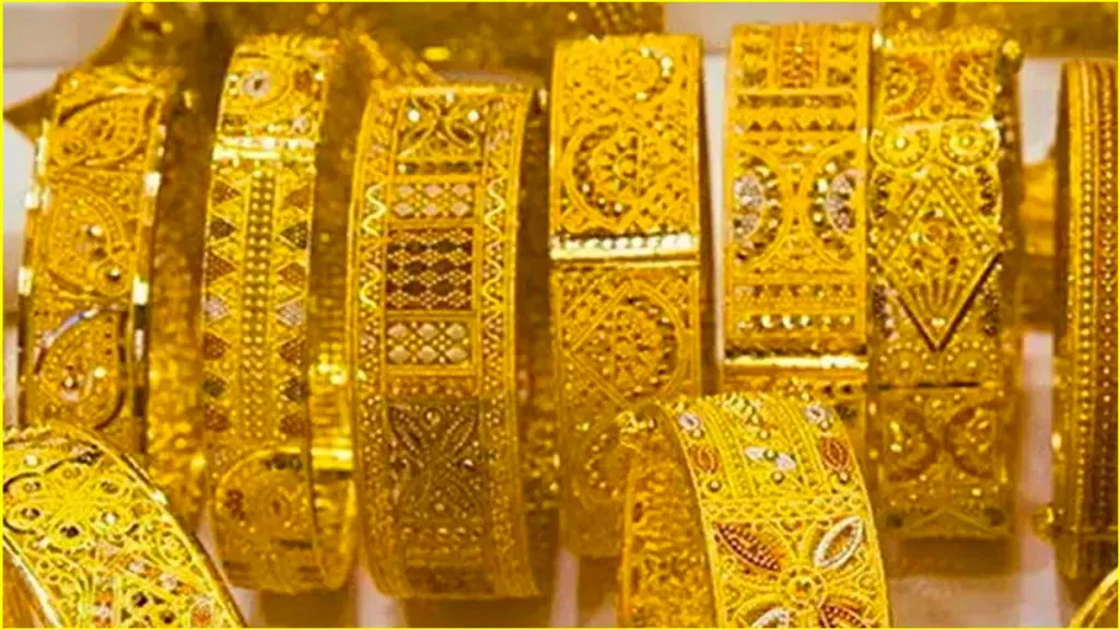 Today Gold Price: 5 दिसंबर 2025 को सोने की कीमत और खरीदारी का मार्गदर्शन