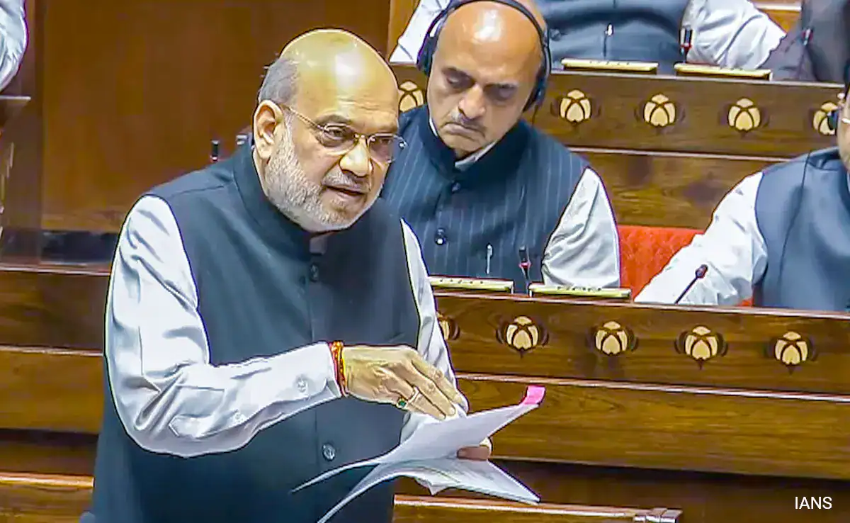 SIR पर अमित शाह का बयान: ‘CM-PM तय नहीं कर सकते, मतदाता सूची का शुद्धिकरण जरूरी’ 12 SIR पर अमित शाह का बयान: ‘CM-PM तय नहीं कर सकते, मतदाता सूची का शुद्धिकरण जरूरी’