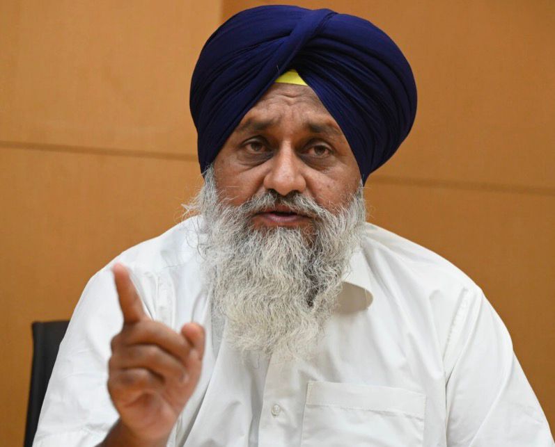 पंजाब: जनता के पैसे से लंदन-कनाडा-दुबई टूर करते थे सुखबीर और कैप्टन, दूसरी और CM मान लेकर आ रहे हैं जापान से रोजगार!