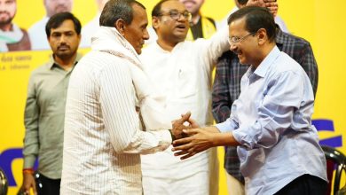 AAP राष्ट्रीय संयोजक अरविंद केजरीवाल ने हडदड के किसानों का सम्मान किया 3 AAP राष्ट्रीय संयोजक अरविंद केजरीवाल ने हडदड के किसानों का सम्मान किया