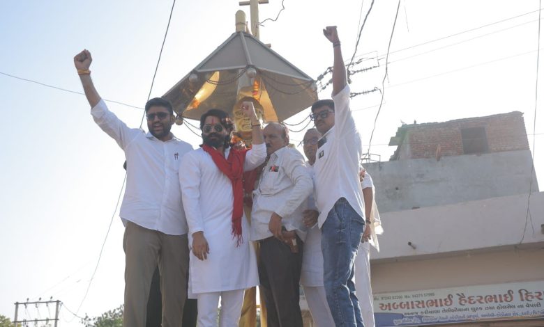 गोपाल इटालिया: अमरेली जिले के धारी में AAP द्वारा किसान न्याय यात्रा, बाइक रैली और सभा का आयोजन