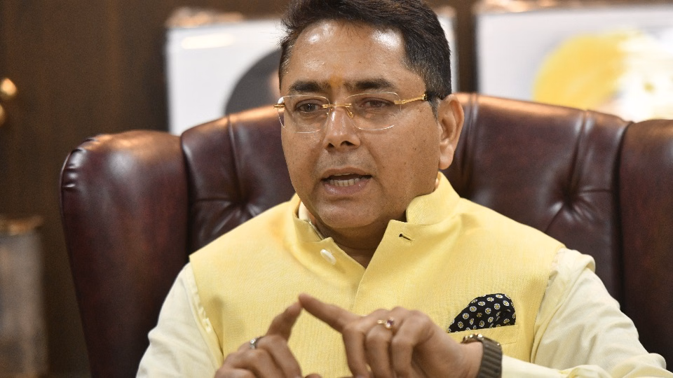 आम आदमी पार्टी ने पंजाब जिला परिषद और ब्लॉक समिति चुनावों में हासिल की बड़ी जीत: अमन अरोड़ा ने मतदाताओं को धन्यवाद दिया 12 आम आदमी पार्टी ने पंजाब जिला परिषद और ब्लॉक समिति चुनावों में हासिल की बड़ी जीत: अमन अरोड़ा ने मतदाताओं को धन्यवाद दिया