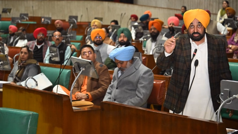 पंजाब विधानसभा के विशेष सत्र में पारित हुए तीन अहम विधेयक, आम लोगों पर होगा आर्थिक बोझ कम