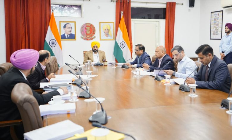 मुख्यमंत्री भगवंत सिंह मान ने पंजाब के प्रमुख मेडिकल कॉलेजों के सुधार के लिए 68.98 करोड़ रुपये की दी तुरंत मंजूरी