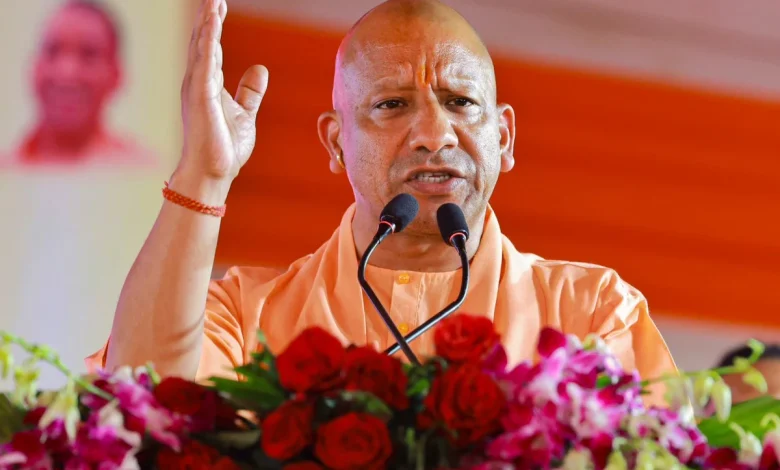 बरेली में डिप्टी मुख्यमंत्री और मुख्यमंत्री योगी आदित्यनाथ का दौरा: सुरक्षा के कड़े इंतजाम, 1200 पुलिसकर्मी तैनात