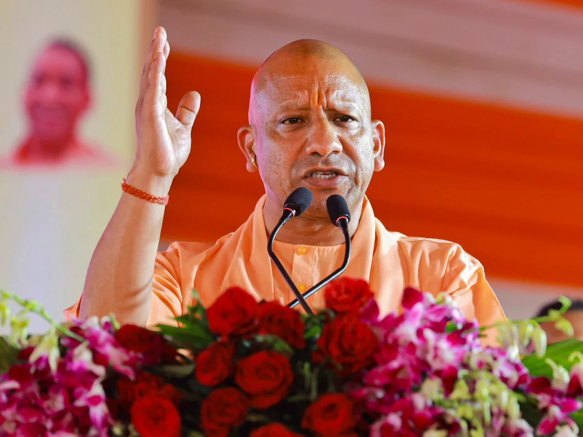 बरेली में डिप्टी मुख्यमंत्री और मुख्यमंत्री योगी आदित्यनाथ का दौरा: सुरक्षा के कड़े इंतजाम, 1200 पुलिसकर्मी तैनात