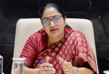 दिल्ली में बिजनेस हुआ आसान, सीएम रेखा गुप्ता ने लागू किए उद्योग हितैषी सुधार