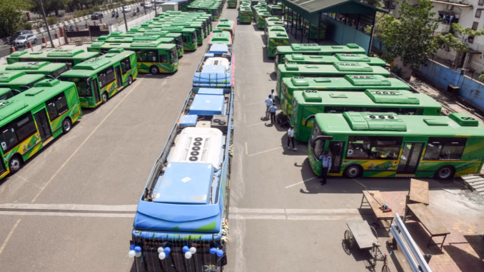 दिल्ली सरकार का बड़ा फैसला: 1 अप्रैल 2026 से DTC के हाथ में होगी पूरी बस सेवा, जलाशयों और ई-वेस्ट पार्क पर भी होगी जोर