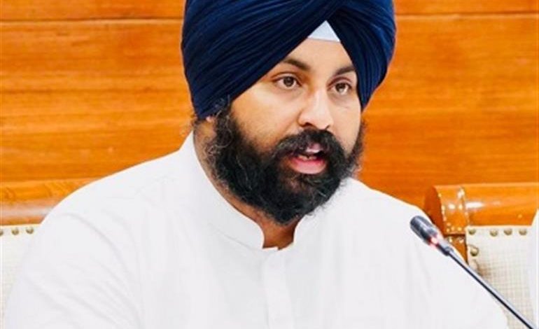 पंजाब और आईआईटी मद्रास ने स्कूली शिक्षकों को करियर मेंटर के रूप में प्रशिक्षित करने के लिए हाथ मिलाया