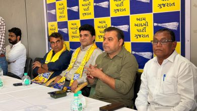 वापी में AAP नेता इसुदान गढ़वी के नेतृत्व में महानगरपालिका चुनाव को लेकर समीक्षा बैठक आयोजित 2 वापी में AAP नेता इसुदान गढ़वी के नेतृत्व में महानगरपालिका चुनाव को लेकर समीक्षा बैठक आयोजित