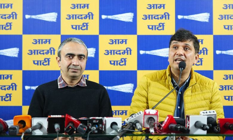 सौरभ भारद्वाज: गुजरात की भाजपा सरकार ने मोदी जी के प्रचार में उड़ा दिए गरीब आदिवासियों के 50 करोड़