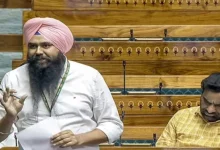 पंजाब AAP सांसद ने लोकसभा में उठाई बाढ़ पीड़ितों की आवाज़! पंजाब के लिए मांगा तत्काल ₹50,000 करोड़ का पैकेज,BJP सरकार पर किया तीखा हमला-पंजाब के लिए खज़ाने का मुँह बंद क्यों?