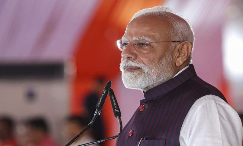 प्रधानमंत्री श्री नरेन्‍द्र मोदी ने नौसेना दिवस पर भारतीय नौसेना कर्मियों को बधाई दी