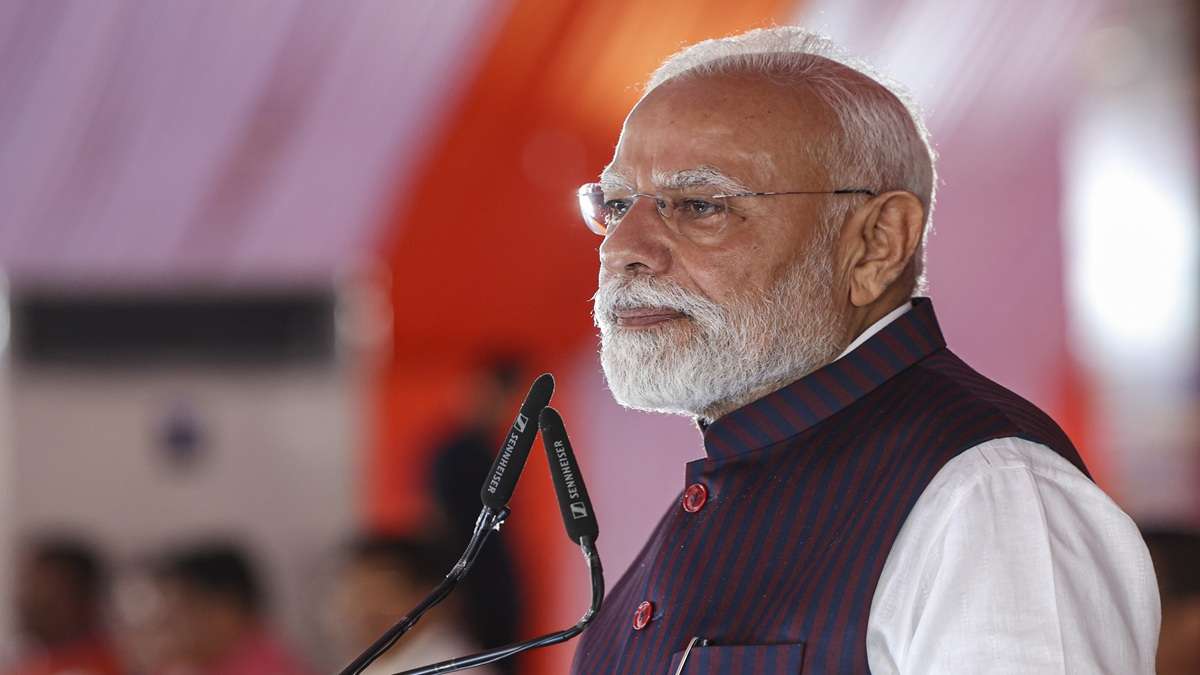 प्रधानमंत्री श्री नरेन्द्र मोदी ने नौसेना दिवस पर भारतीय नौसेना कर्मियों को बधाई दी 12 प्रधानमंत्री श्री नरेन्द्र मोदी ने नौसेना दिवस पर भारतीय नौसेना कर्मियों को बधाई दी